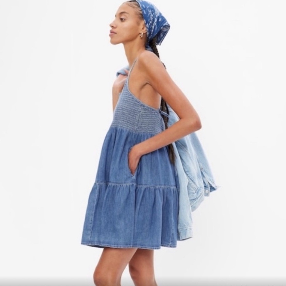 gap denim smocked dress size small